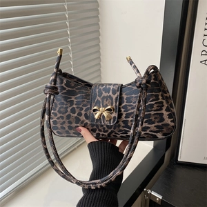 Fashion Women Leopard Print Underarm Bag PU Leather Shoulder Bag With Golden Bow Buckle Small Handbag For Daily Party