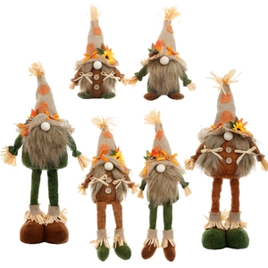 Lot de 6 gnomes de récolte avec tournesols et feuilles d'érable sur fond blanc