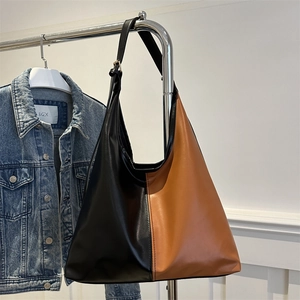 Minimalist large capacity color block tote bag in black and brown leather style