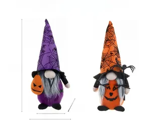 Detailed view of Halloween gnomes showing precise dimensions of 33cm in height