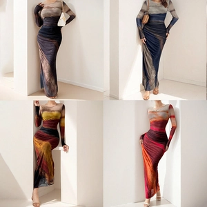 Women Elegant Ruched Gradient Printed Slim Fit Maxi Dress Long Sleeve Round Neck Fashion Commute Polyester Stretchy Dress