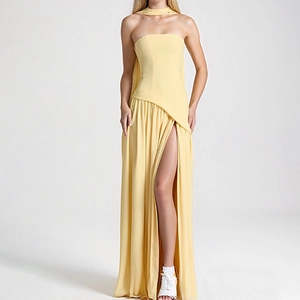 Robe longue bustier jaune éclatante avec fente latérale et écharpe de cou assortie