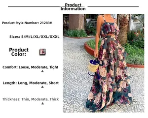 Détail d'un ensemble floral deux pièces avec jupe à volants et haut court violet et rose