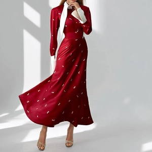 Robe Longue Vintage Française Rouge Vin Imprimé Cœur Femme Élégante Contraste Blanc Revers Lustre Satin Manches Longues