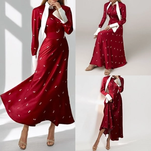 Abito Maxi Vintage Francese con Stampa Floreale Rosso Vino Colletto Bianco a Contrasto Vita Alta Elegante Manica Lunga