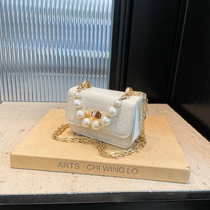 Mini Sac à Main pour Femme en Cuir PU à Motif Crocodile Avec Poignée en Künstliche Perles Artificielles Chaîne en Métal Doré Sac à Bandoulière Élégant Sac de Soirée