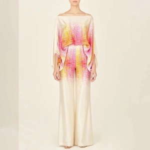 Women's 2-piece set with off-shoulder batwing top and printed wide-leg trousers