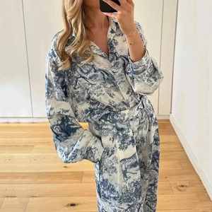 Women's French vintage blue and white toile print shirt and high-waisted pants set