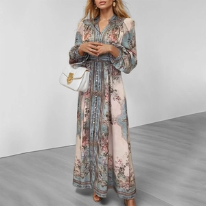 Abito lungo bohémien con scollo a V e maniche lunghe con stampe floreali eleganti rosa e blu