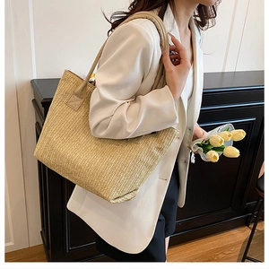 Borsa tote in paglia stile francese con spalline in pelle e fiori di tulipano