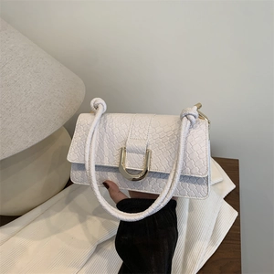 Women Retro Woven PU Leather Baguette Shoulder Bag With Gold U-Shaped Clasp Fashion Underarm Handbag For Daily Party