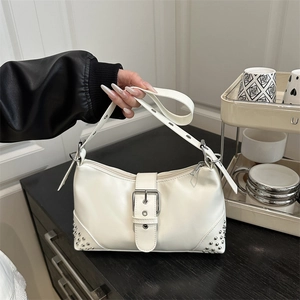Women Vintage PU Leather Shoulder Bag Rivet Large Buckle Half Moon Underarm Bag Casual Fashion Minimalist Handbag