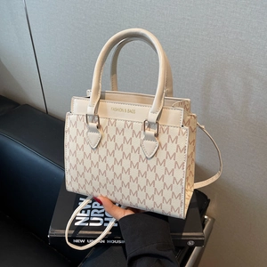 Sac Cabas Femme Chic en Cuir PU Imprimé Monogramme Sac à Bandoulière Rétro Sac à Main Avec Sangle Réglable Sac de Mode Quotidien