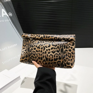 Women Fashion Leopard Print PU Leather Envelope Clutch Bag Large Capacity Simple Stylish Handbag Daily Party Handheld Bag