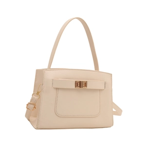 Elegante borsa a trapezio crema con fibbia rotante dorata e tracolla regolabile