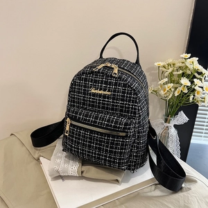 Sac à dos chic en tweed noir et blanc avec fermeture dorée et poignée pour femmes