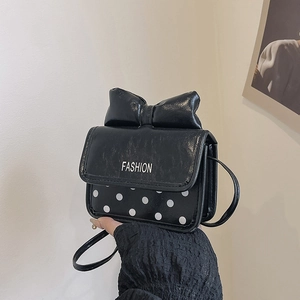 Mini sac bandoulière noir mignon avec un grand nœud et des pois blancs pour femme