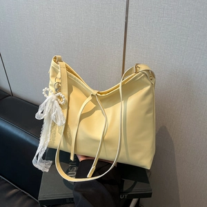 Women Large Capacity PU Leather Tote Bag Fashion Minimalist Shoulder Bag With Bow Artificial Pearl Lace Pendant For Commuting Casual