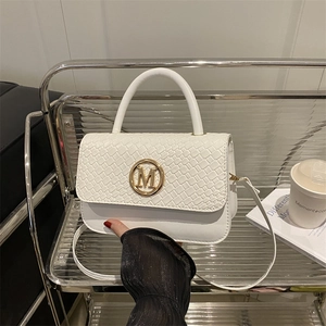 Mode Femmes PU Cuir Sac à Bandoulière à Rabat Tissé Avec Logo M Doré Petit Sac à Main Carré pour le Travail Quotidien