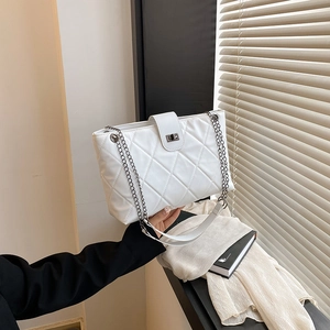 Borsa a Spalla con Catena a Rombi Trapuntata di Grande Capacità per Donna Borsa a Tracolla Quadrata Orizzontale per Pendolari