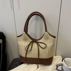 Women Casual Straw Woven Tote Bag Contrast Color PU Leather Splicing Shoulder Bag With Bow Decoration Large Capacity Summer Beach Vacation Handbag