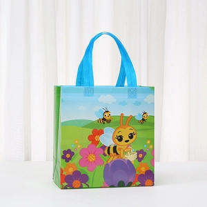 Waterproof green non-woven shopping bag with cartoon bee print and blue handles