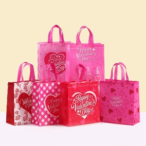 Valentine's Day Non-Woven Gift Bag Heart Rose Gnome Print Pink Red White Reusable Shopping Tote Bag Romantic Party Favors