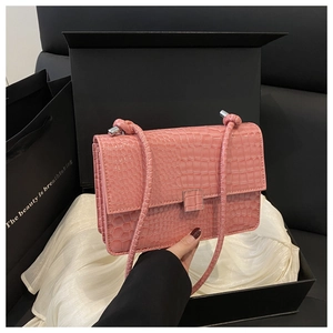 Pink crocodile pattern shoulder bag in a black gift box with an elegant handle
