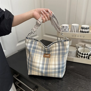 Retro Plaid Canvas Tote Bag For Women With Wide Geometric Strap Fashion Checkered Shoulder Bag Casual Hobo Crossbody Bag