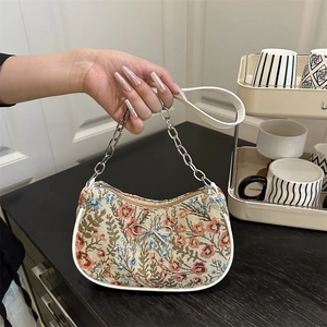 Bolso de Axila Jacquard Floral Retro para Mujer con Lazo Ornamento de Metal Cadena de Plata Bolso de Hombro de Moda