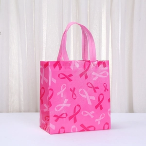 Sacchetto regalo in tessuto non tessuto con stampa a nastro rosa e manico lucido