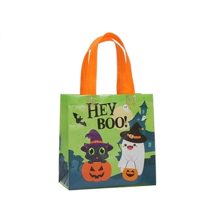 Halloween non-woven candy gift bag featuring a green spooky castle and 'HEY BOO!' print