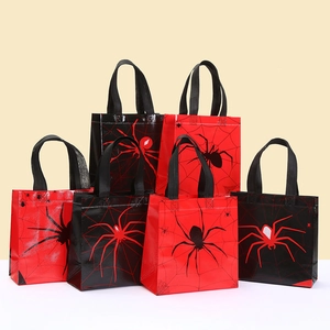 Halloween Non Woven Fabric Gift Bag Spider Web Pattern Laminated Handbag Party Favor Bag Red Black Festive Tote Bag