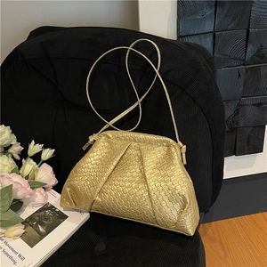 Women Fashion Woven Cloud Bag Soft PU Leather Pleated Shoulder Crossbody Bag High End Pouch Handbag For Commuting Daily Wear