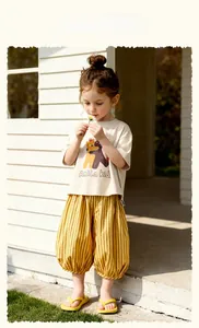 Tenue d'été pour enfants avec t-shirt ours et pantalon bouffant à rayures décontracté