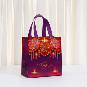Sac cadeau Diwali en non-tissé avec motifs mandalas et anses violettes pour cadeaux