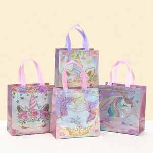 Unicorn Print Non-woven Gift Bag Holographic Laser Party Tote Bag Waterproof Folding Storage Bag For Birthday Party Favor