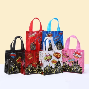 Superhero Comic Style Laminated Non Woven Gift Bag City Hero Theme Candy Tote Bag For Kids Birthday Party Favors Packaging
