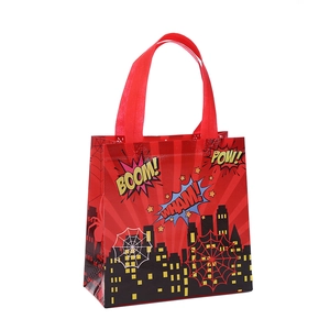 Sac cadeau rouge en non-tissé thème super-héros avec motifs de bandes dessinées