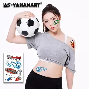 Tatuaggi temporanei impermeabili a tema calcio con trofei e calciatori per tifosi sportivi