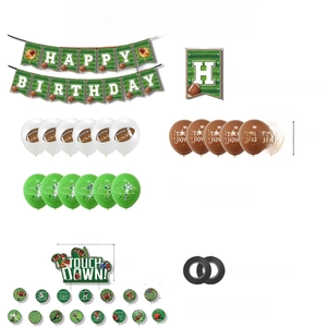Liste détaillée du kit de décoration de football avec bannières, ballons et toppers