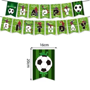 Fußball Happy Birthday Banner mit Spieler-Silhouetten und Grastextur-Details