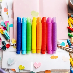 Set of 8 colorful 19mm stretch tubes sensory toy for kids in various rainbow colors