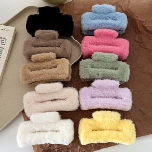 Plush Square Hair Claw Clip Faux Fur Geometric Large Hairpins Winter Autumn Elegant Daily Commute Hair Accessories For Women