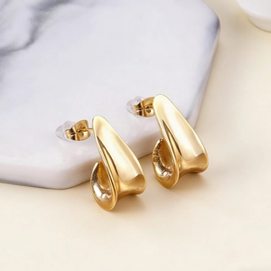 Elegant gold polished stainless steel J-shaped irregular curved stud earrings for women