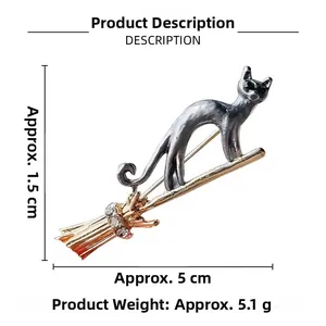 Détails de taille de la broche chat noir avec balai et cristaux étincelants