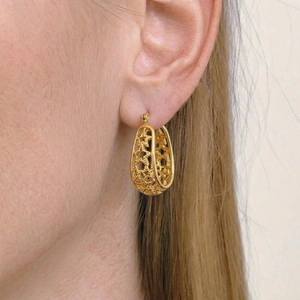 Boucles D'oreilles Créoles En Forme De U Étoiles Ajourées Acier Inoxydable Plaqué Or Vintage Hypoallergénique Femmes