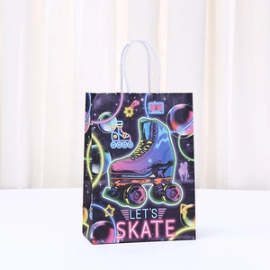 Retro Let's Skate Geschenk-Papiertüte mit Neon-Rollschuhen und Kassetten-Design