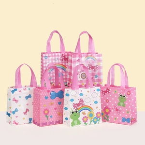 Cartoon Pink Non-woven Gift Bag Laminated Waterproof Laminated Fabric Handbag For Kids Birthday Party Favors Princess Theme Candy Treat Bags