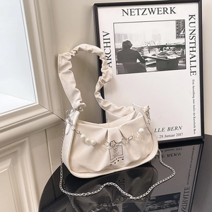 Fashion Women Ruched Shoulder Bag PU Leather Small Crossbody Bag With Artificial Pearl Flower Chain Chic Daily Handbag Commute Purse
